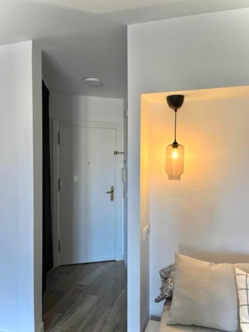 Acogedor Estudio 650 M De Playa Фуeнхирола Екстериор снимка