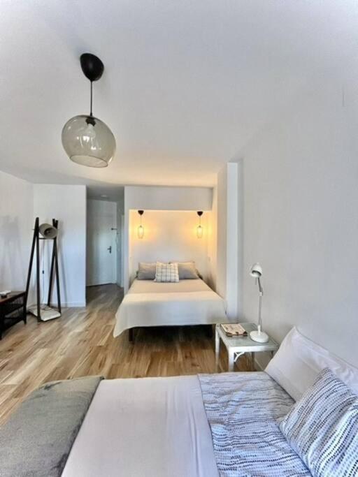 Acogedor Estudio 650 M De Playa Фуeнхирола Екстериор снимка